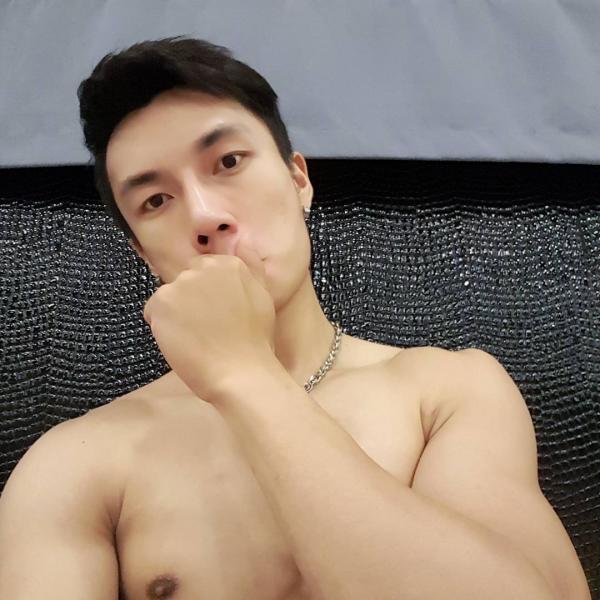 Hunger-Homme--Ice-Ratawit