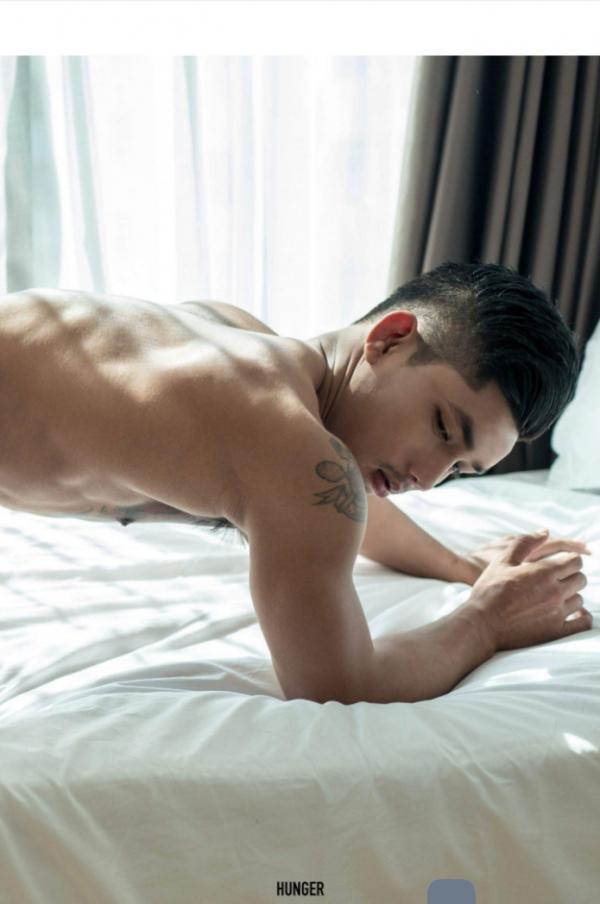 Hunger-Homme-06--Tick-Saksit