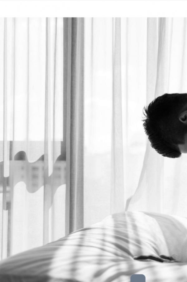 Hunger-Homme-06--Tick-Saksit