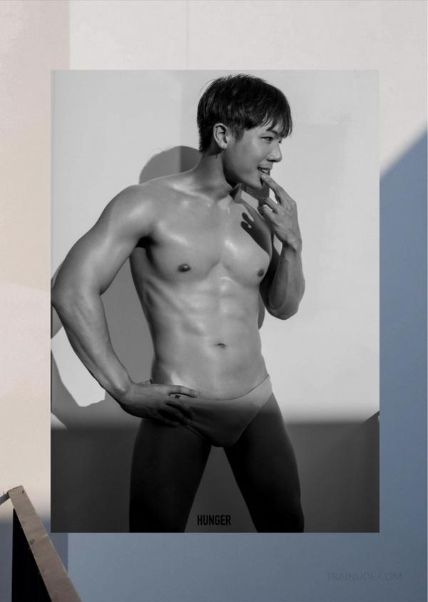 Hunger-Homme-10--KARN-Supachat