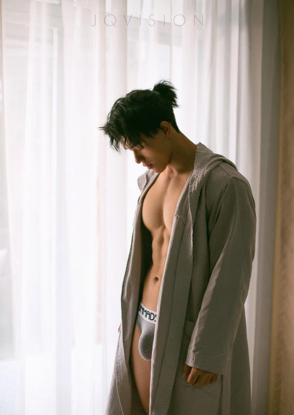 JQVISION-ISSUE-06-–-Zeng-Haoran