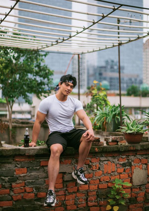 JQVISION-ISSUE-06-–-Zeng-Haoran