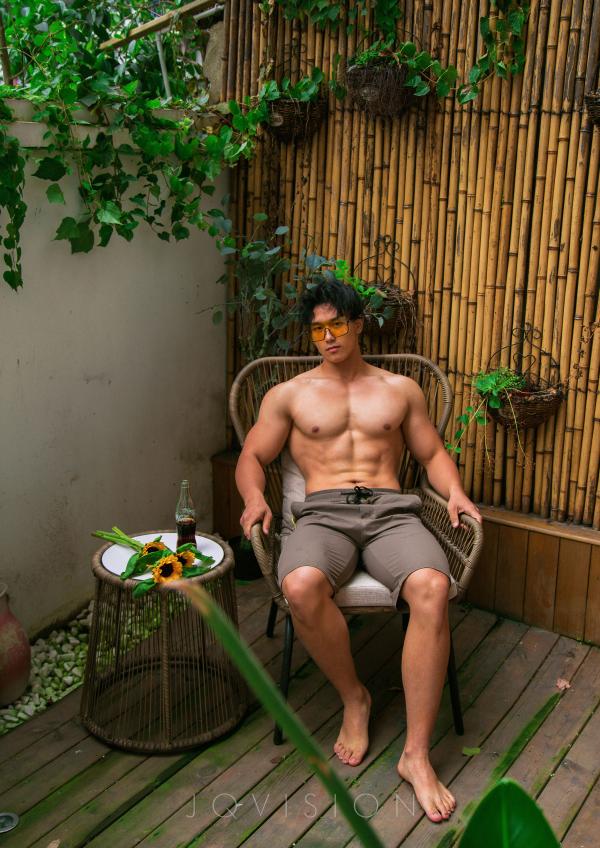 JQVISION-ISSUE-06-–-Zeng-Haoran