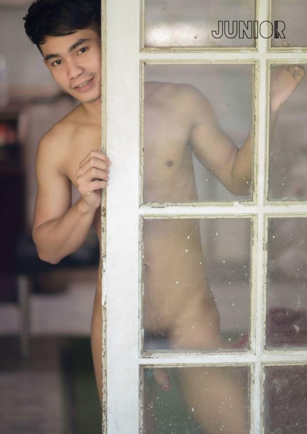 Junior-by-Brothers-2---Mr.-Korn