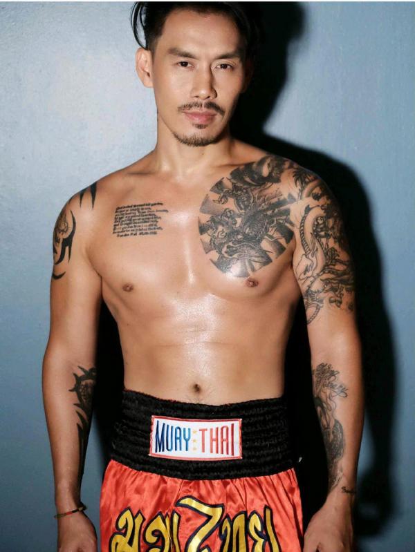 LABOUR-BKK--Issue-01---Keni-Styles