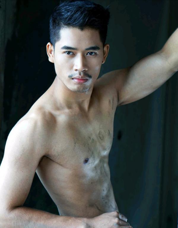 MAN-OMG-2-–-Ron-Apichat