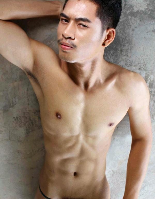 MAN-OMG-2-–-Ron-Apichat