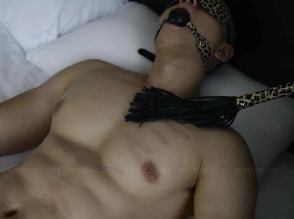 MANRA-01--Đặng-Quốc-Đạt-bị-chuốc-thuốc-mê-EBOOKVIDEO