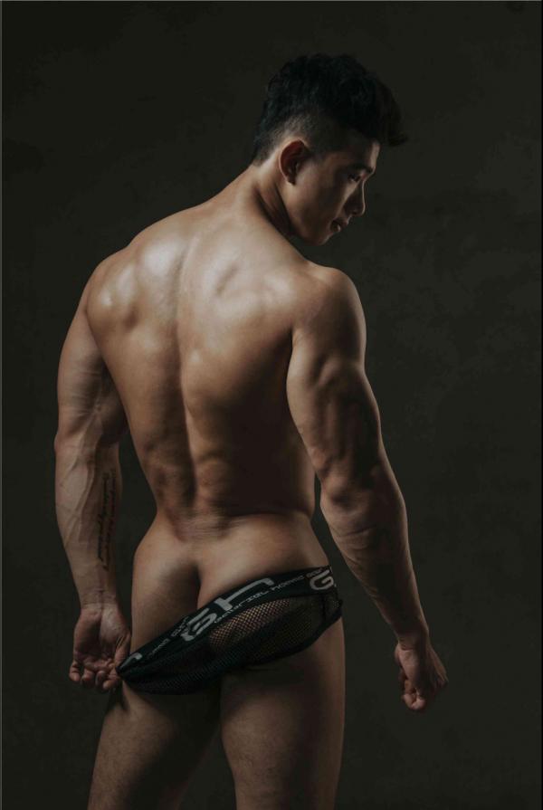 MILKIZZ-03---Bonus-Nude-Pics