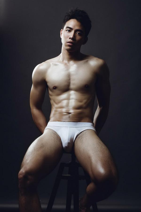 MR.-BODY-01--Sexy-Hot-Man--No-Watermark-