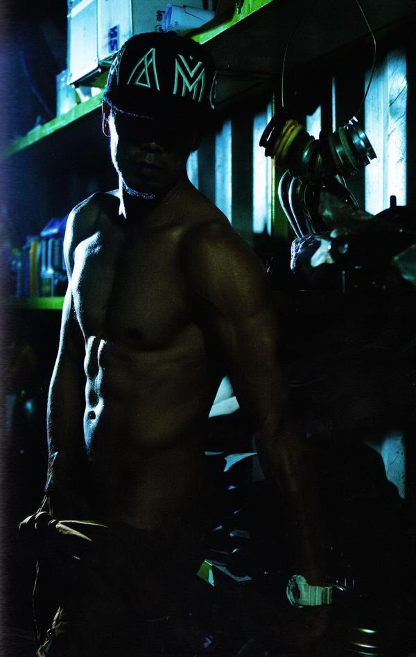 MR.-BODY-01--Sexy-Hot-Man--No-Watermark-