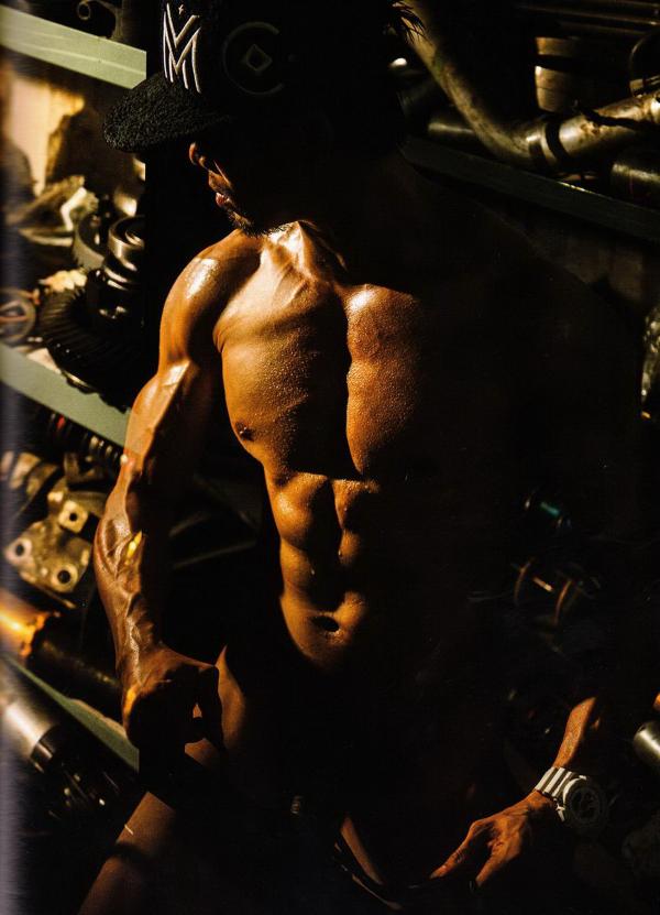 MR.-BODY-01--Sexy-Hot-Man--No-Watermark-