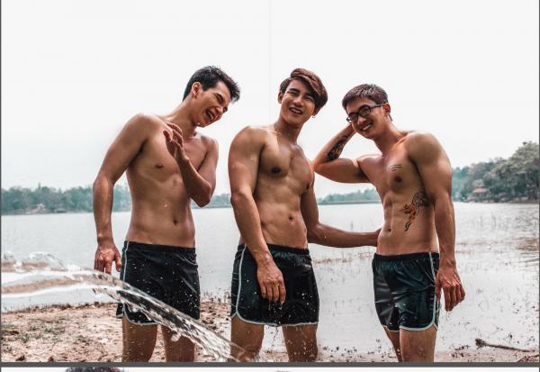 MYTH-Issue-05--Smokin-Hot-Summer--142-Pics--BtS-