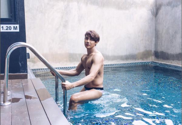 MYTH-Issue-05--Smokin-Hot-Summer--142-Pics--BtS-