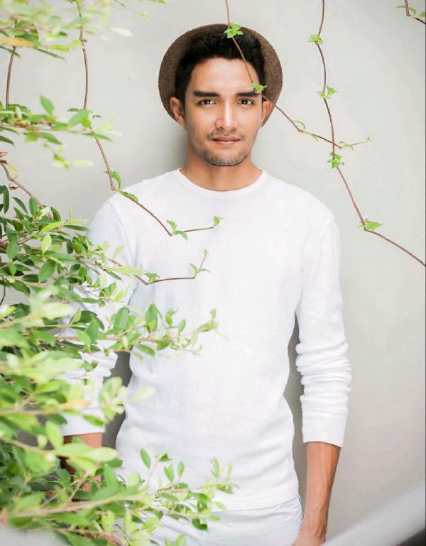 ManOMG-9--Mek-Ekapol