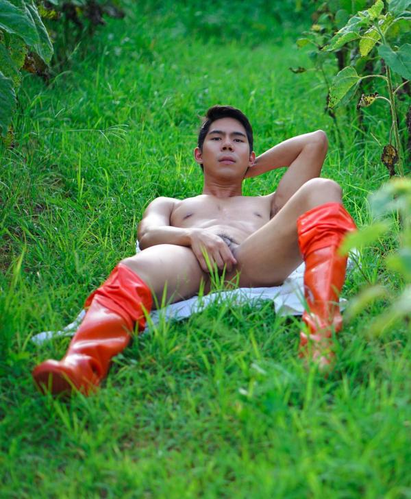 Menluscious--Issue-02---Fame-Krittapat