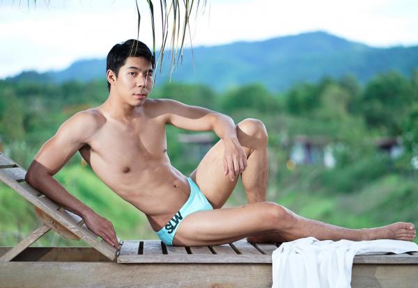 Menluscious--Issue-02---Fame-Krittapat