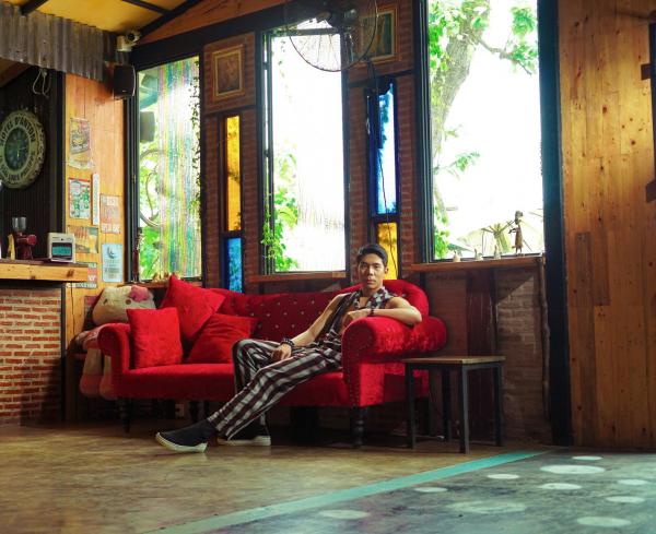 Menluscious--Issue-02---Fame-Krittapat