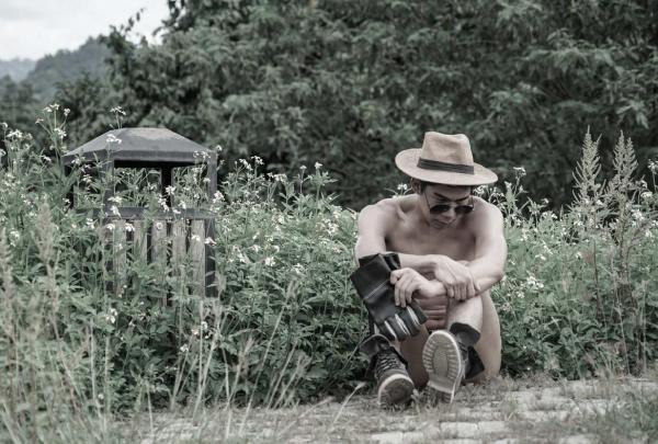 Menluscious--Issue-02---Fame-Krittapat