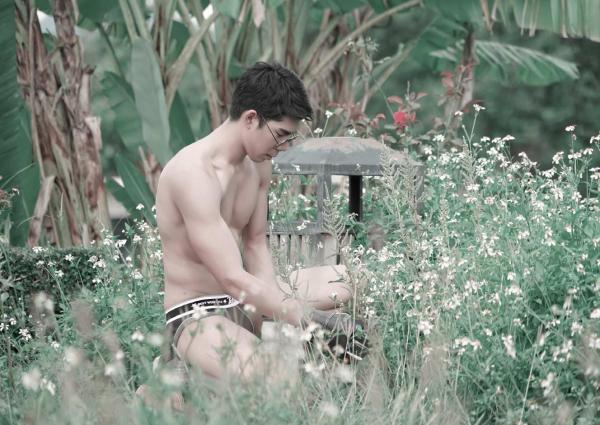 Menluscious--Issue-02---Fame-Krittapat