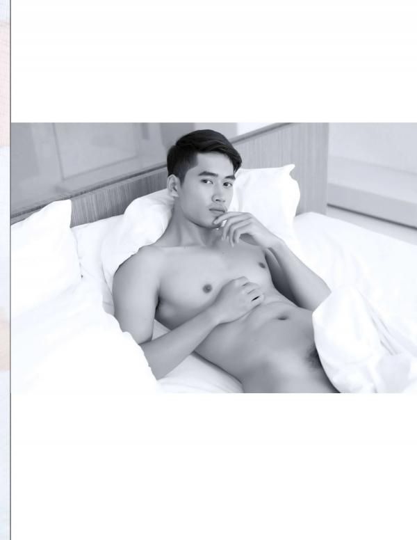 Menluscious-Issue-01--Ron-Charron