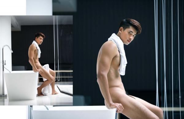 Menluscious-Issue-01--Ron-Charron