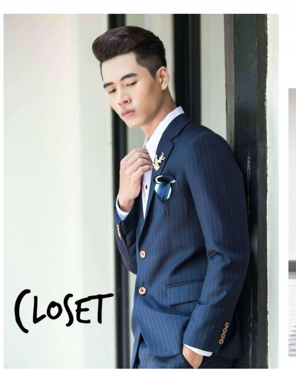 Menluscious-Issue-01--Ron-Charron