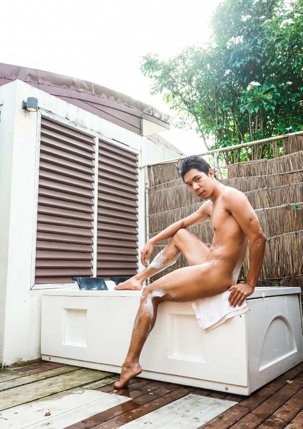 Menluscious-Issue-02---Fame-Krittapat