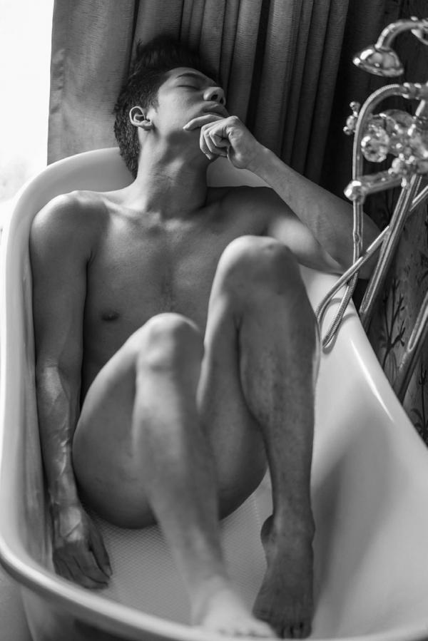 Menluscious-Issue-02---Fame-Krittapat