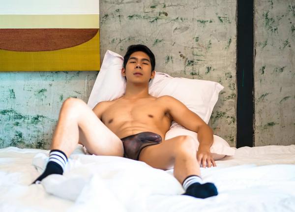 Menluscious-Issue-02---Fame-Krittapat