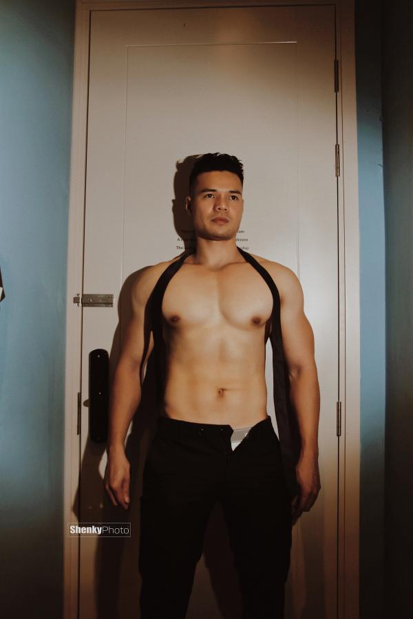 Men’s-Room-16--Mai-Quốc-Doanh-Ebook--Video