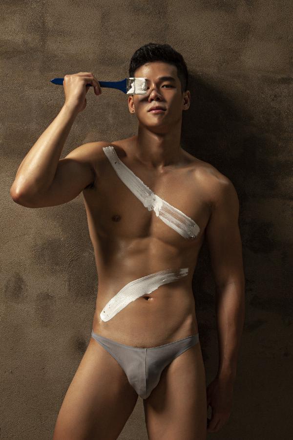 Milk-Man-01--Huy-Kai