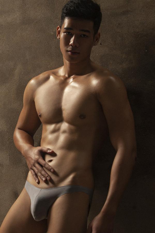 Milk-Man-01--Huy-Kai