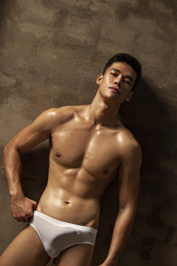 Milk-Man-01--Huy-Kai