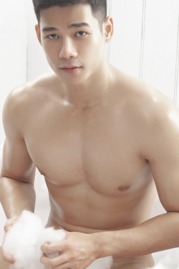 Milk-Man-01--Huy-Kai