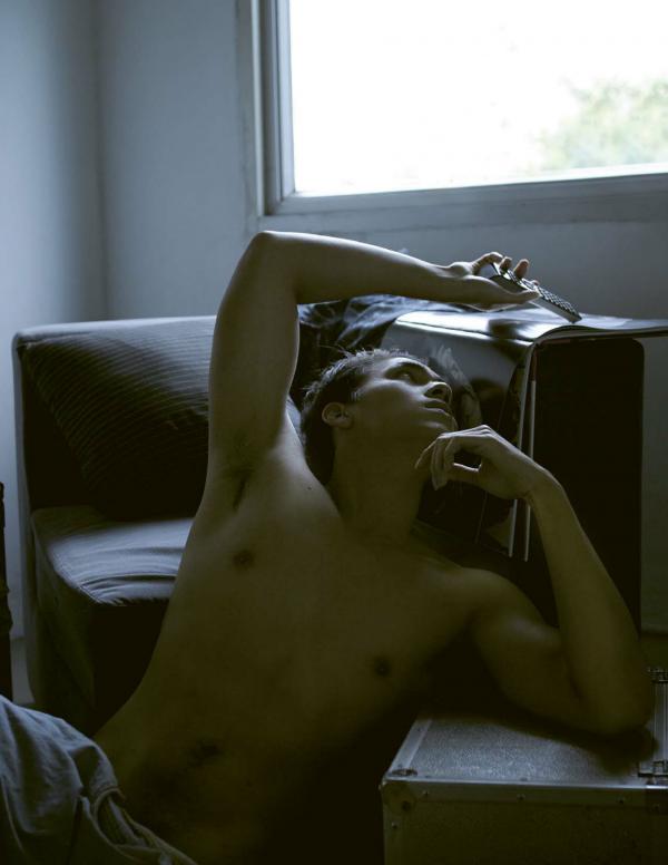 Nogrid-Men-Issue-01---Arm