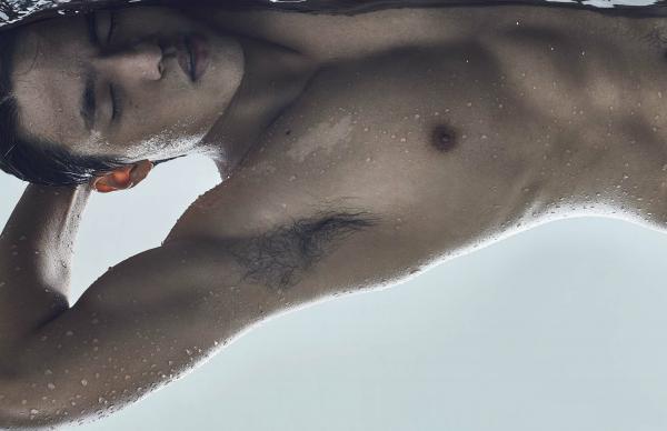 Nogrid-Men-Issue-01---Arm