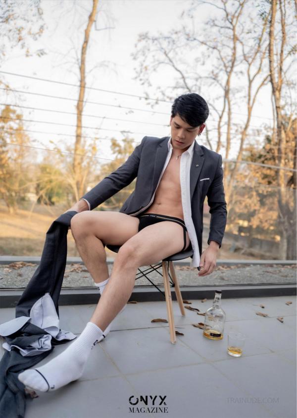 ONYX-11--Nicky-Bunyarit--EbookVideo-