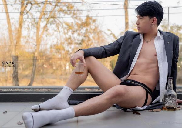 ONYX-11--Nicky-Bunyarit--EbookVideo-