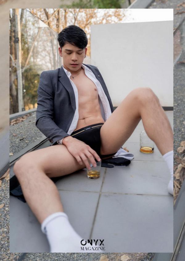 ONYX-11--Nicky-Bunyarit--EbookVideo-