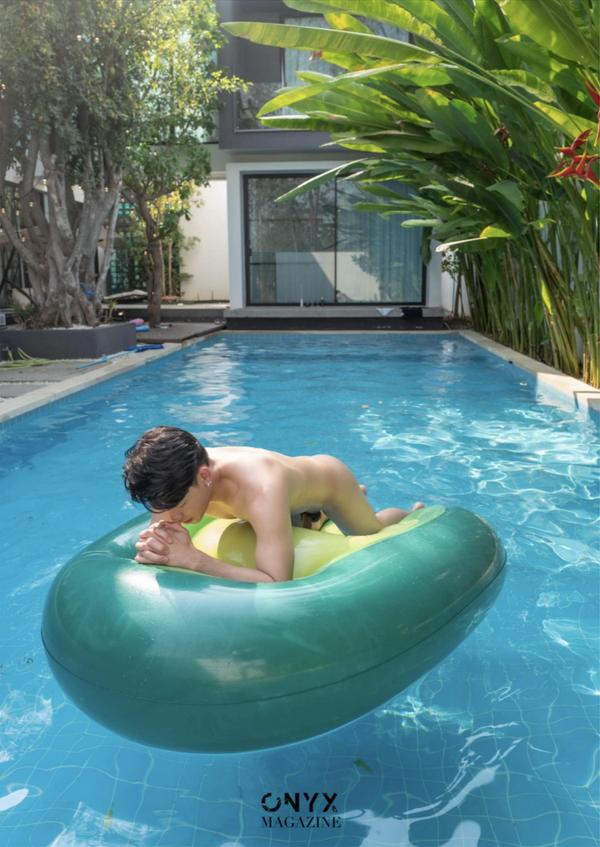 ONYX-11--Nicky-Bunyarit--EbookVideo-