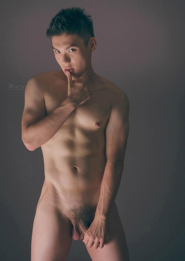 PHOTO-SET-BLUE-MAN-63-–-A-ZHEN