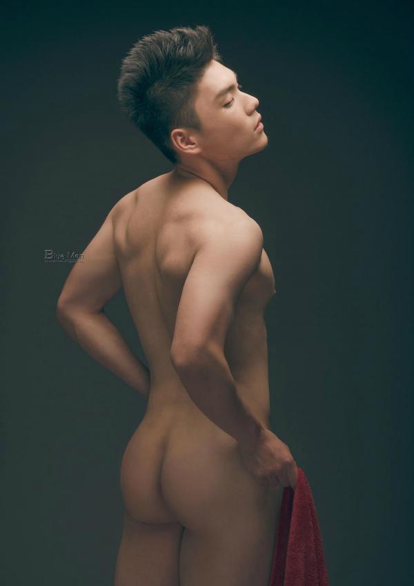 PHOTO-SET-BLUE-MAN-63-–-A-ZHEN