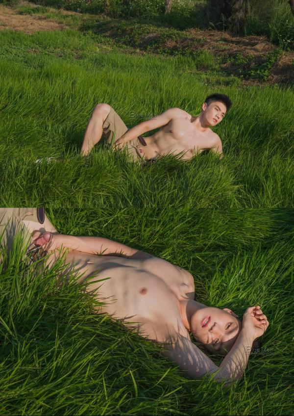 PHOTO-SET-BLUE-MAN-63-–-A-ZHEN