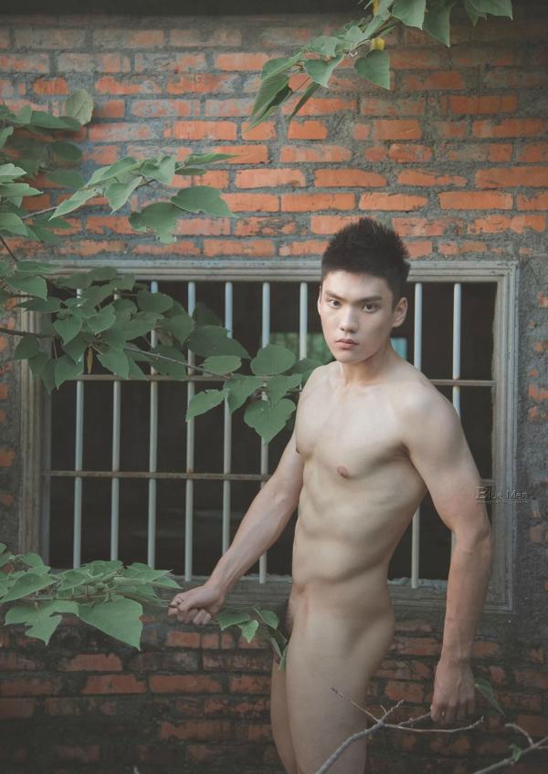 PHOTO-SET-BLUE-MAN-63-–-A-ZHEN