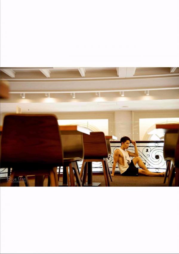 PHOTO-SET-BLUE-MAN-66