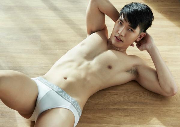 PHOTO-SET-BROTHERS-VOL.3---JAMES