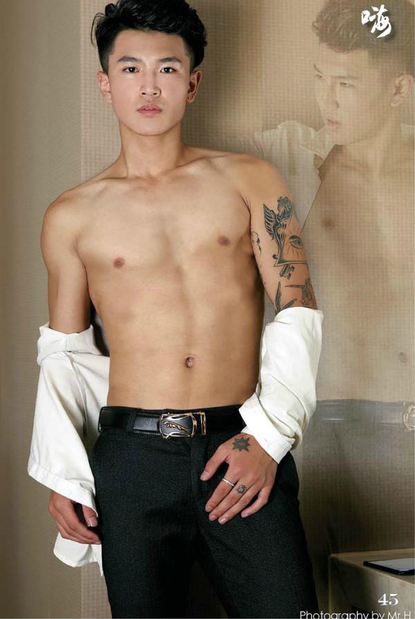 PHOTO-SET-HIGH-52-VERSION-1---YANG-LI-MING