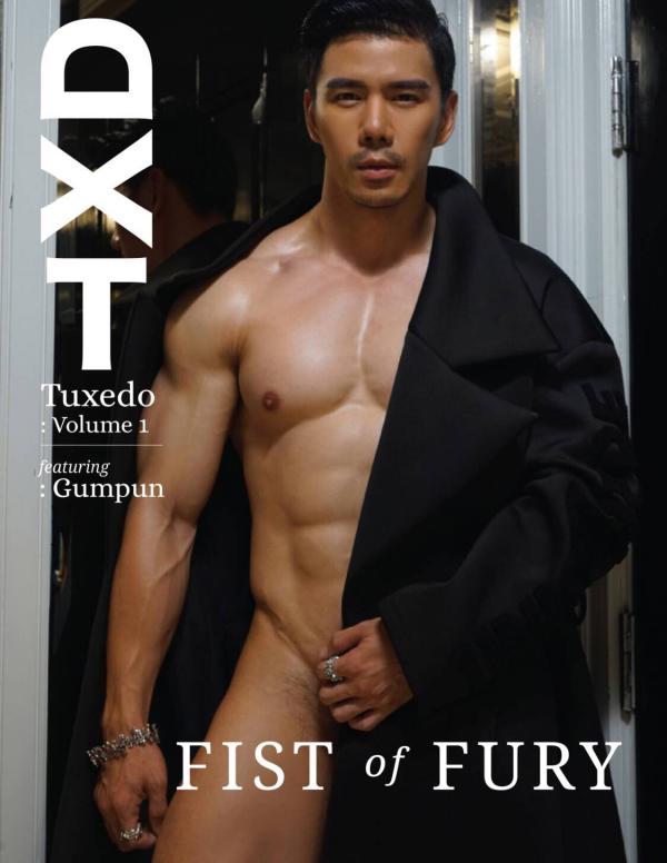 PHOTO-SETS-–-MOMENT-EXTRA-AND-TUXEDO