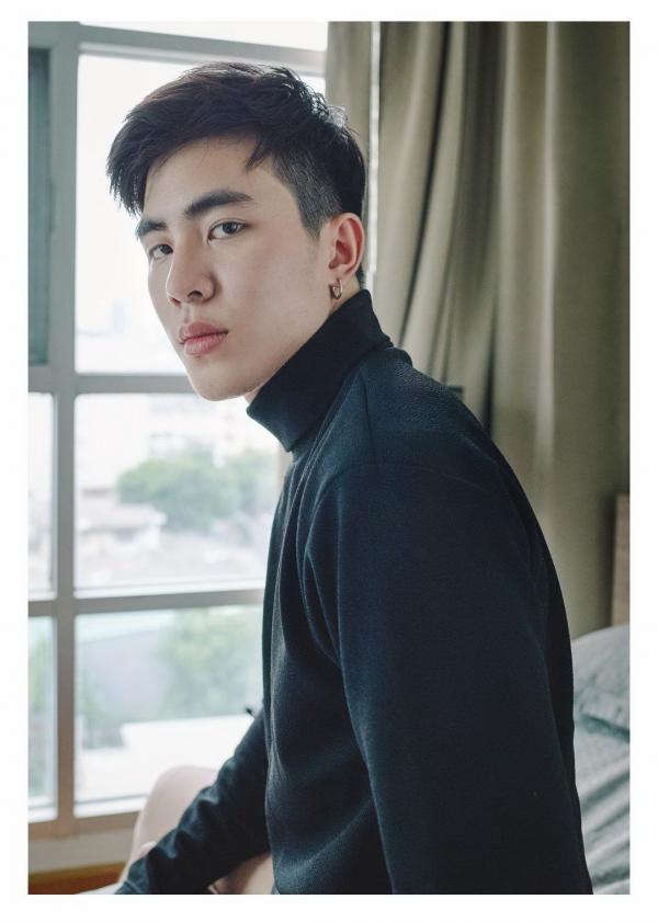 RiZiist-MaGazine-09--KnoW